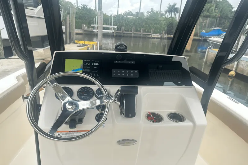 Slide: The Image of Scout 215 XSF 2024 - 6