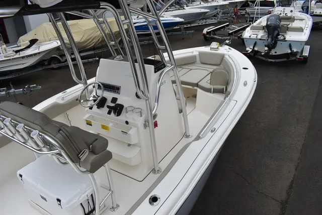 Slide: The Image of Key West Boats 239 FS 2025 - 11