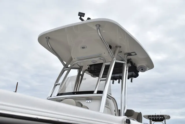 Slide: The Image of Key West Boats 239 FS 2025 - 19