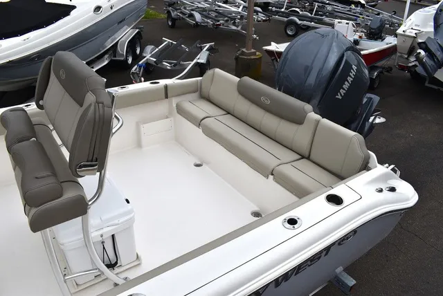 Slide: The Image of Key West Boats 239 FS 2025 - 22