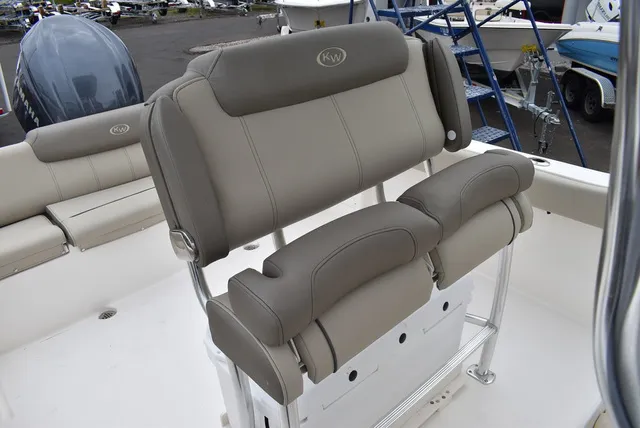 Slide: The Image of Key West Boats 239 FS 2025 - 30