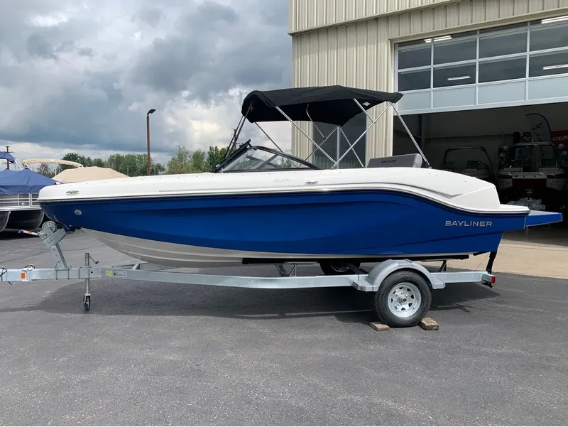 Slide: The Image of Bayliner DX2050 2024 - 1