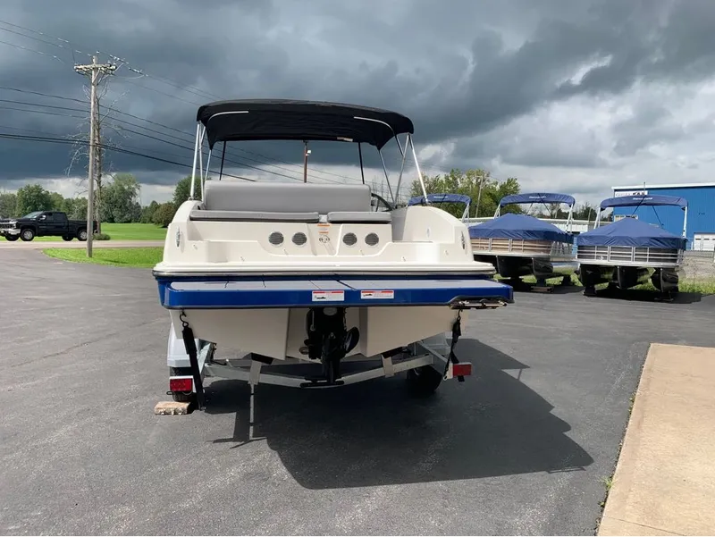 Slide: The Image of Bayliner DX2050 2024 - 3