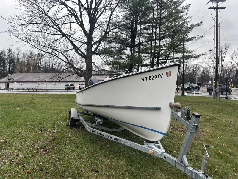 Slide: The Image of Flying Point Boatworks FP 21 2020 - 10