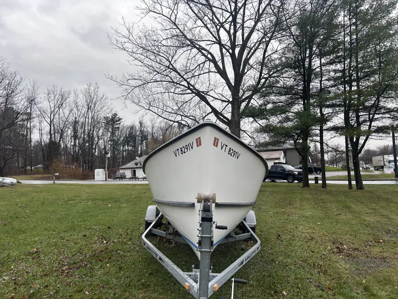 Slide: The Image of Flying Point Boatworks FP 21 2020 - 9