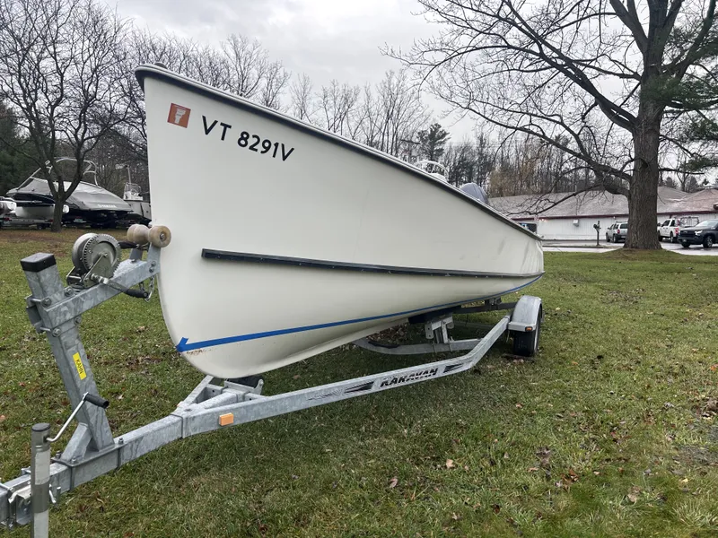 Slide: The Image of Flying Point Boatworks FP 21 2020 - 8