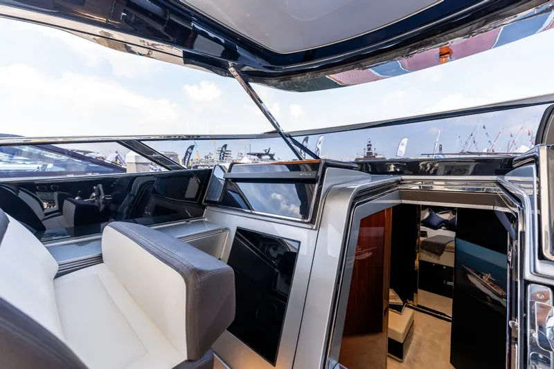 Slide: The Image of Riva 48 Dolceriva 2024 - 17