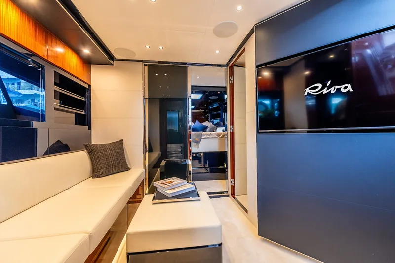 Slide: The Image of Riva 48 Dolceriva 2024 - 20