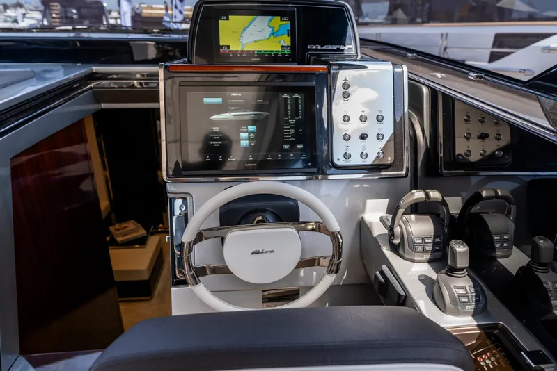 Slide: The Image of Riva 48 Dolceriva 2024 - 18