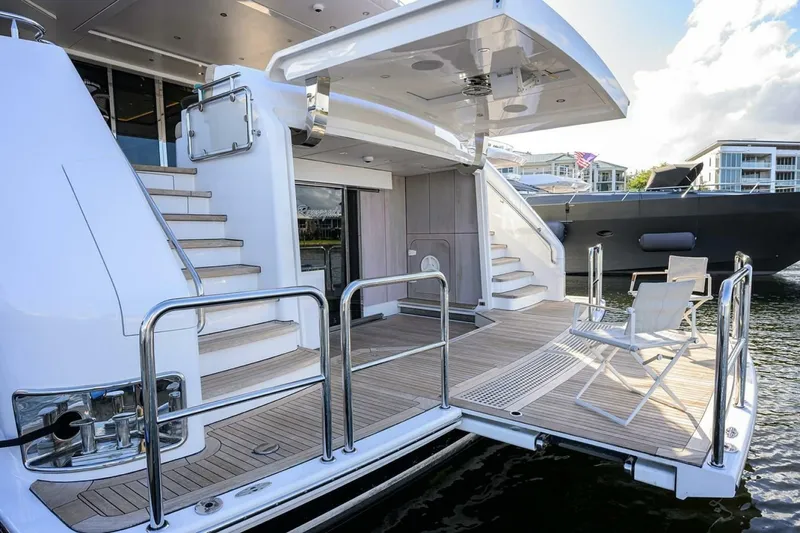 Slide: The Image of Westport Raised Pilothouse 2019 - 42