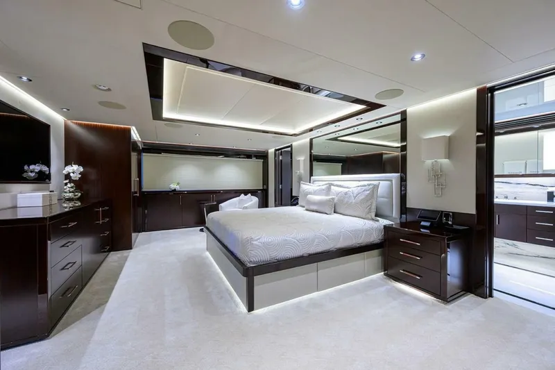 Slide: The Image of Westport Raised Pilothouse 2019 - 16