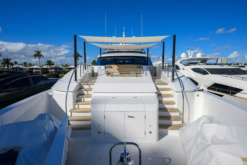 Slide: The Image of Westport Raised Pilothouse 2019 - 40