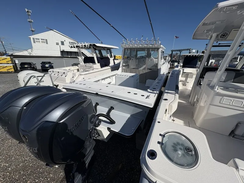 Slide: The Image of Steiger Craft 31 Fisherman 2026 - 11