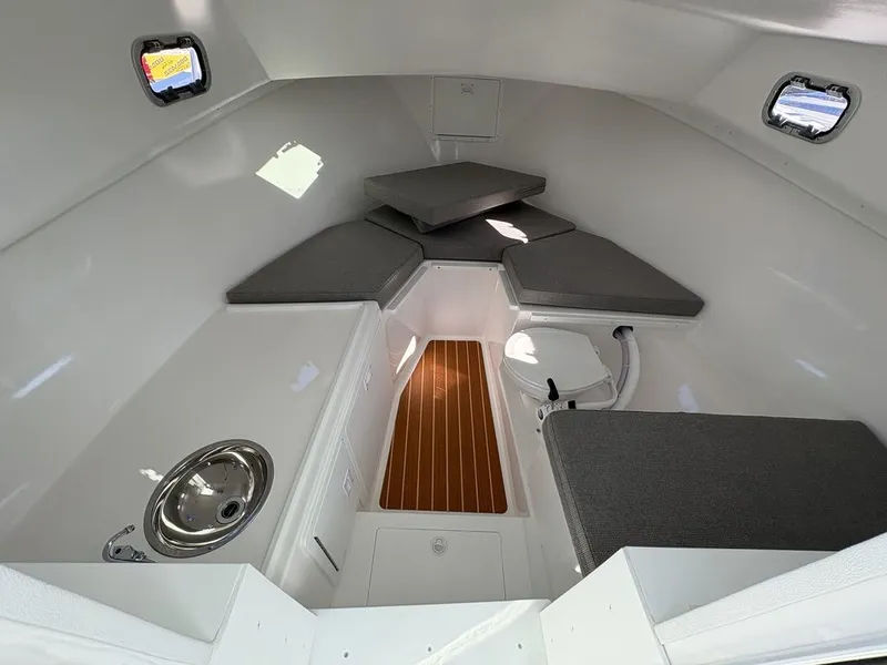 Slide: The Image of Steiger Craft 31 Fisherman 2026 - 10