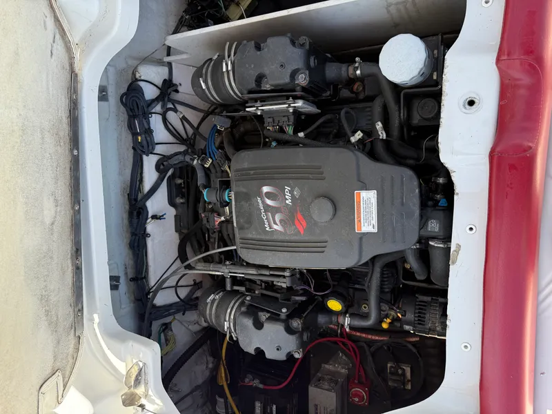 Slide: The Image of Crownline Boats 220 LS 2008 - 9