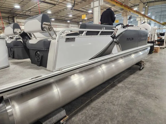 Slide: The Image of Avalon 2385 25 LSZ QLS 2026 - 4