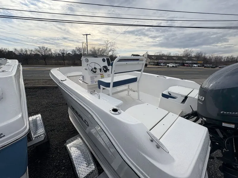 Slide: The Image of Robalo R160 2026 - 3