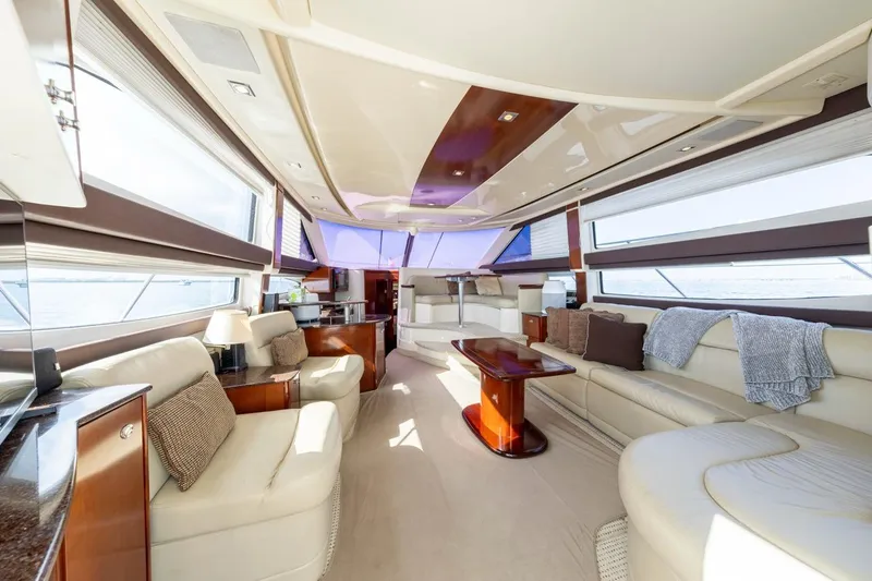 Slide: The Image of Meridian 391 Sedan 2011 - 40