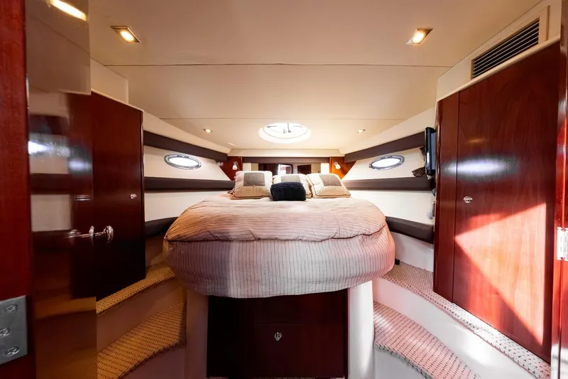 Slide: The Image of Meridian 391 Sedan 2011 - 31