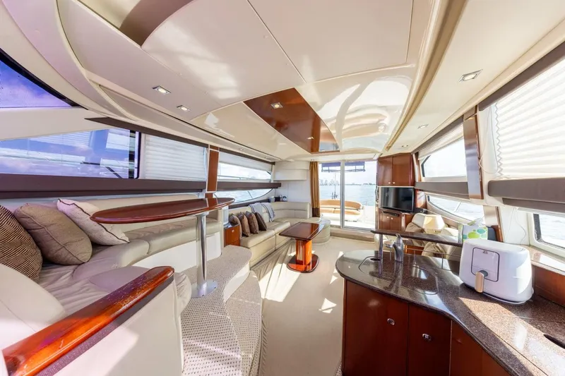 Slide: The Image of Meridian 391 Sedan 2011 - 38