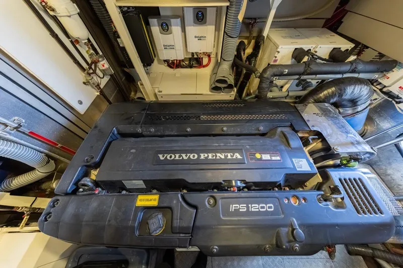 Slide: The Image of Prestige 680 2016 - 91