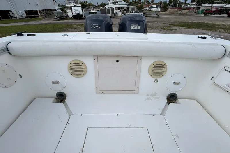 Slide: The Image of Mako 261 Center Console 1993 - 10