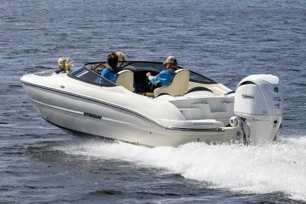 The Image of Stingray Boat Company 23 OSX 2024 - 16