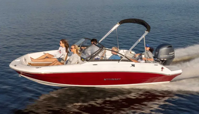 Slide: The Image of Stingray Boat Company 191 DC 2025 - 12