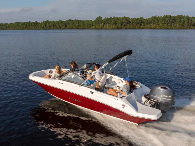 The Image of Stingray Boat Company 191 DC 2025 - 0