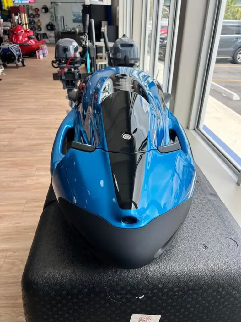 Slide: The Image of Yamaha Waverunners PERSONAL ELECTRIC WATERCRAFT / WATER SCOOTER 2025 - 1