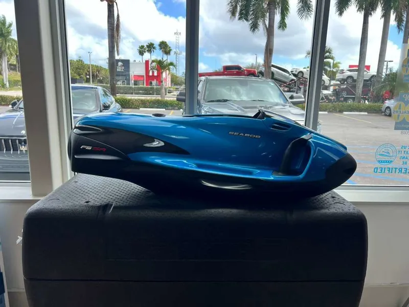 Slide: The Image of Yamaha Waverunners PERSONAL ELECTRIC WATERCRAFT / WATER SCOOTER 2025 - 3