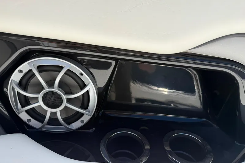 Slide: The Image of Yamaha 252SD 2021 - 13