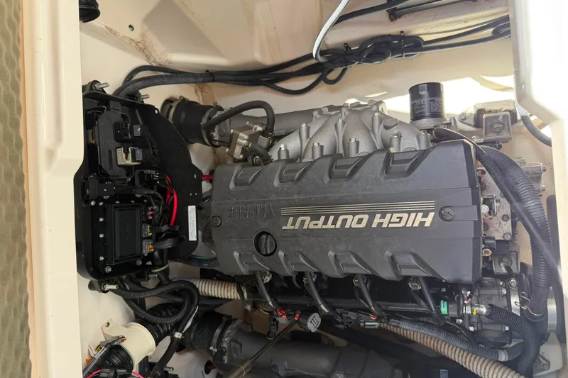 Slide: The Image of Yamaha 252SD 2021 - 34