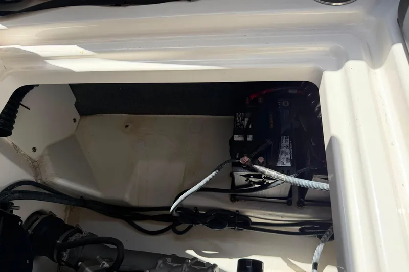 Slide: The Image of Yamaha 252SD 2021 - 32