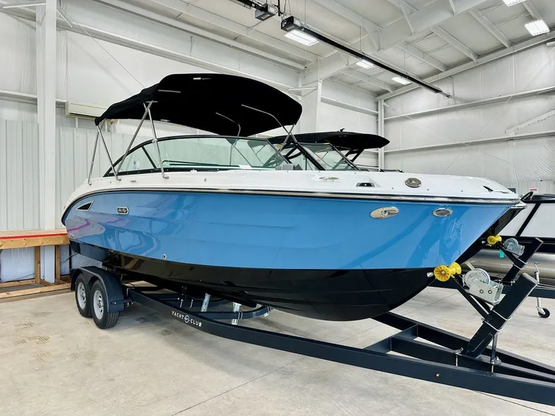 The Image of Sea Ray SDX 250 2026 - 0