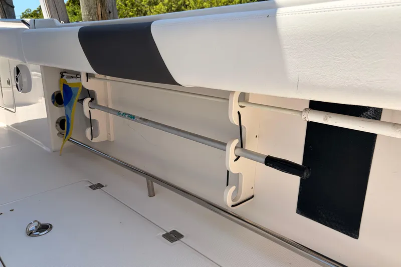 Slide: The Image of Robalo R302 Center Console 2018 - 25