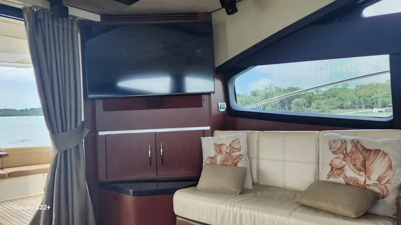 Slide: The Image of Sea Ray L650 Fly 2015 - 13