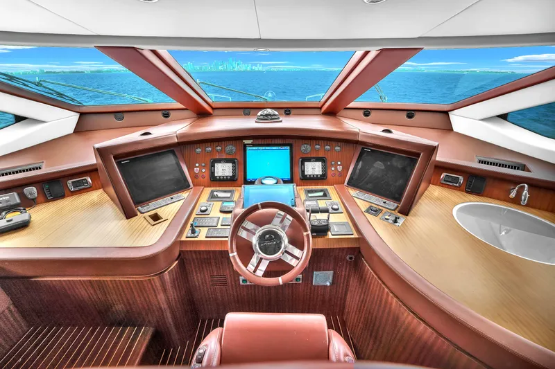 Slide: The Image of Azimut 105 2012 - 100