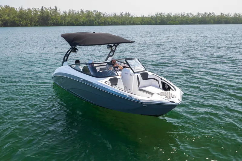Slide: The Image of Yamaha 242 Limited S E-Series 2019 - 2