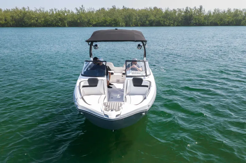 Slide: The Image of Yamaha 242 Limited S E-Series 2019 - 35