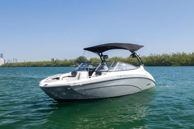 Slide: The Image of Yamaha 242 Limited S E-Series 2019 - 36