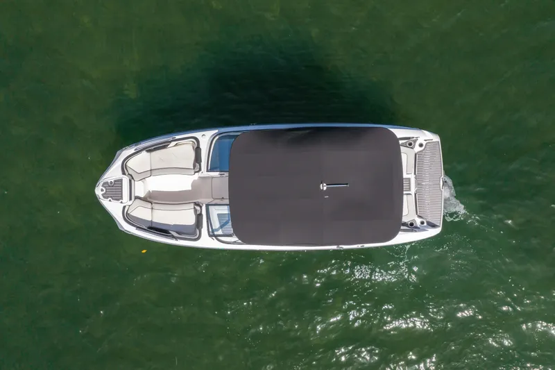 Slide: The Image of Yamaha 242 Limited S E-Series 2019 - 51