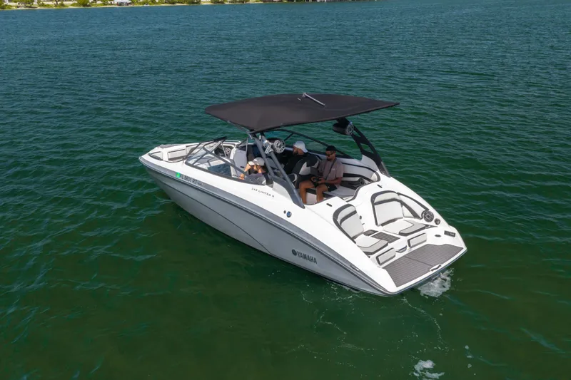 Slide: The Image of Yamaha 242 Limited S E-Series 2019 - 39