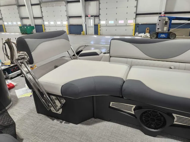 Slide: The Image of Avalon 2385 25 LSZ QLS 2026 - 9
