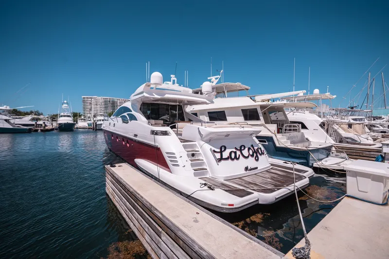 Slide: The Image of Azimut 86S 2010 - 7