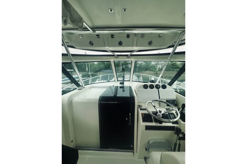 Slide: The Image of Pursuit OS 335 Offshore 2008 - 45
