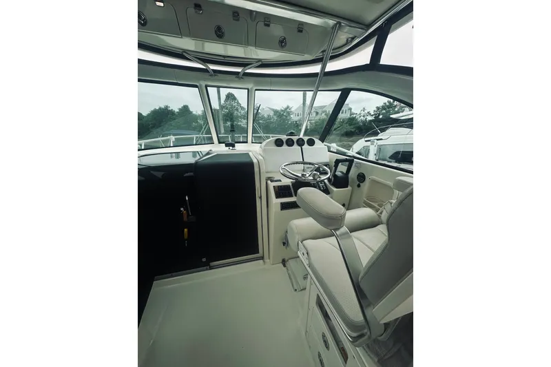 Slide: The Image of Pursuit OS 335 Offshore 2008 - 54