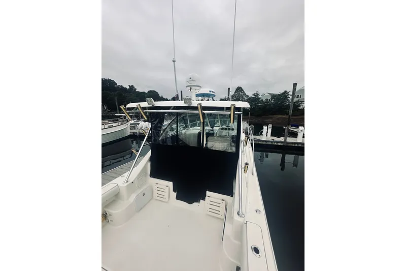 Slide: The Image of Pursuit OS 335 Offshore 2008 - 25
