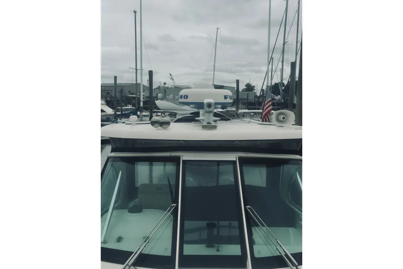 Slide: The Image of Pursuit OS 335 Offshore 2008 - 17