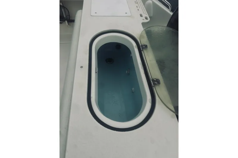 Slide: The Image of Pursuit OS 335 Offshore 2008 - 38